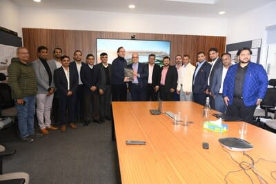 From center Nicolas Schenk, NIA-Chief Development Officer,  on his Right NIA Team, on his Left Dr. Akram Aburas (ACES CEO) and to his Left Amit Sharma (Director ACES India), Mohammed N Mazher (Managing Director ACES India) and ACES team (PRNewsfoto/ACES India Private Limited)