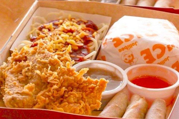 Jollibee's signature fried chicken and spaghetti meal