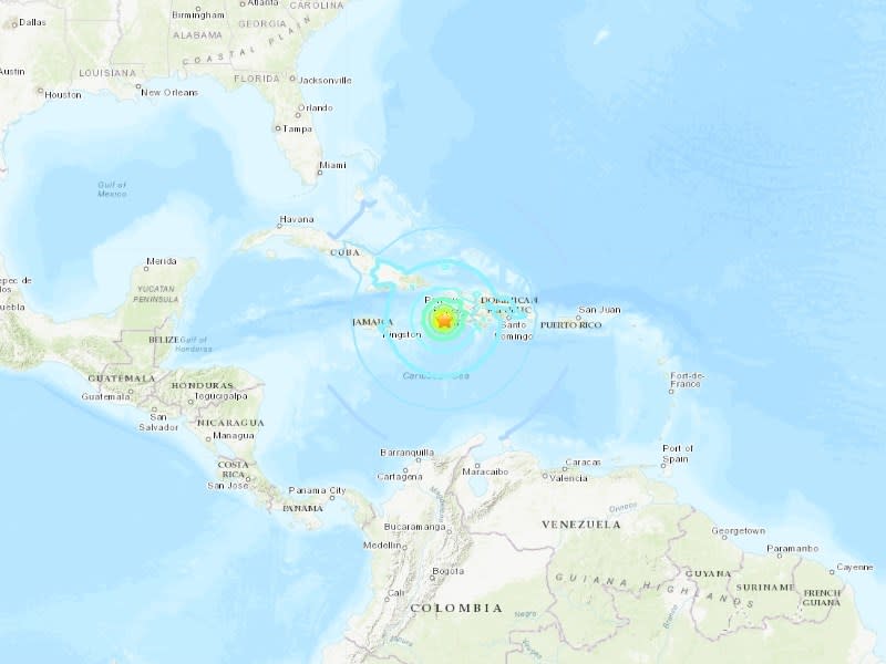 海地14日發生規模7.2淺層地震，震央（星號處）位於人口稠密的首都太子港以西約150公里處。（圖取自美國地質調查所網頁earthquake.usgs.gov）