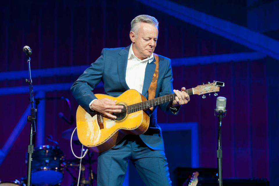 Acclaimed guitarist Tommy Emmanuel will perform at the Tennessee Theatre on Jan. 12.