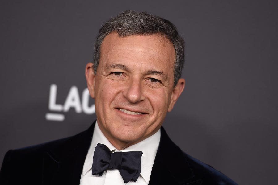 Bob Iger anuncia que Disney+ implementará nuevas políticas sobre compartir cuentas para 2024