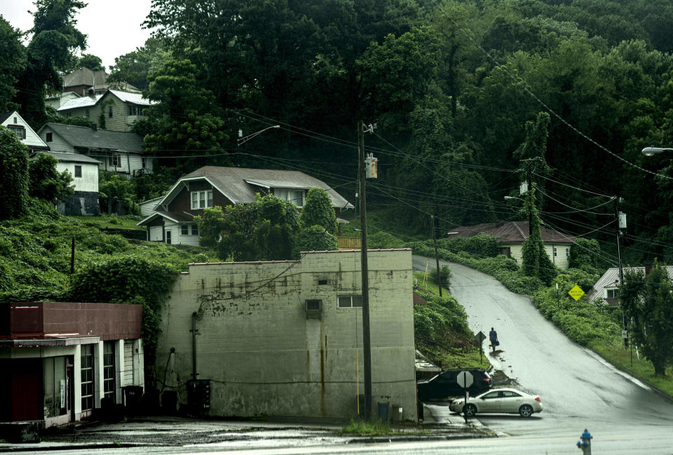 APPALACHIA, VIRGINIA - July 22: In remote mountain towns of southwestern Virginias coal country prescription opioids flooded the area decimating communities like Appalachia, Virginia, on Monday July 22, 2019.  (Photo by Melina Mara/The Washington Post via Getty Images)