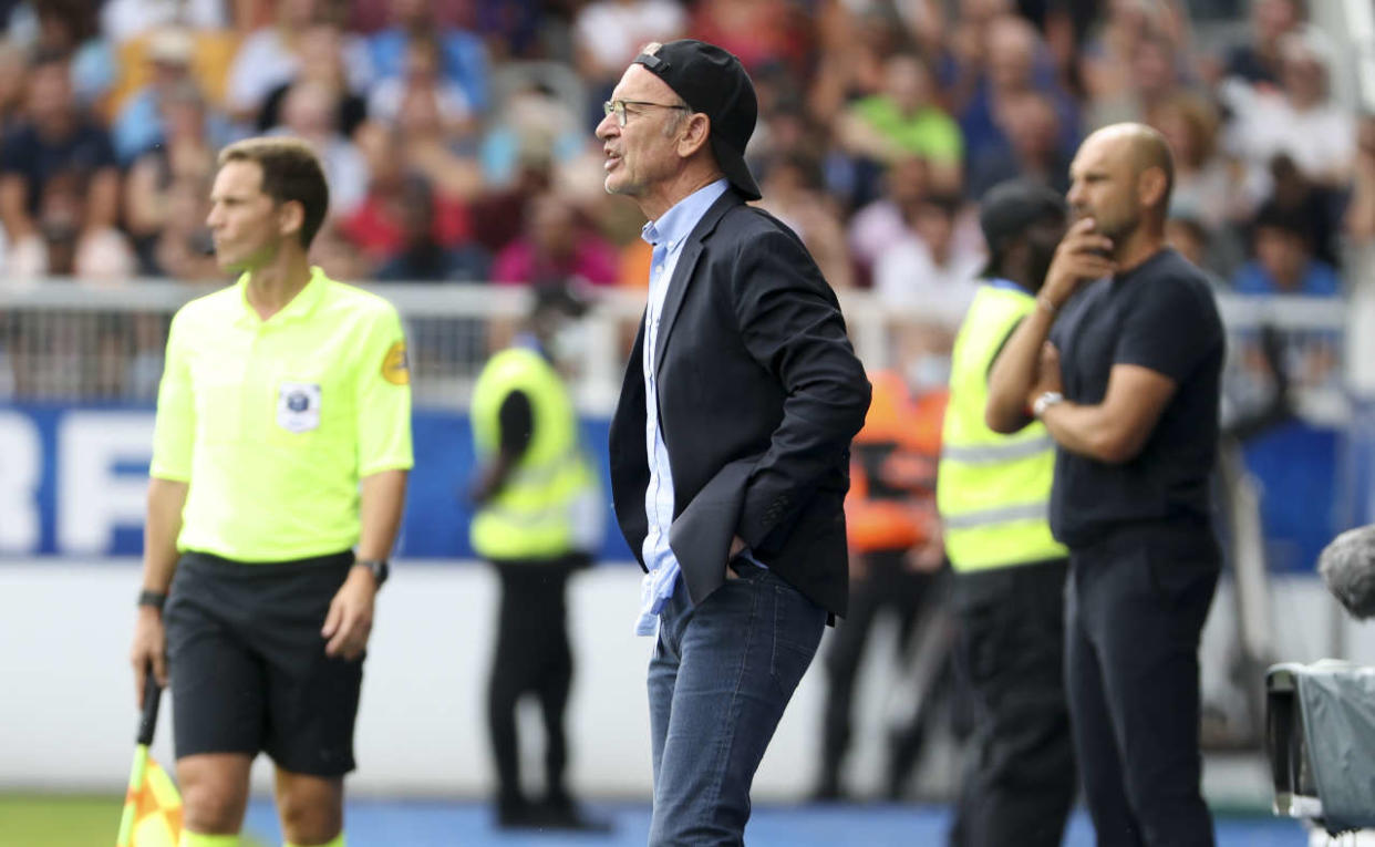 AUXERRE, FRANCE - AUGUST 14: Coach of AJ Auxerre Jean-Marc Furlan during the Ligue 1 Uber Eats match between AJ Auxerre (AJA) and Angers SCO at Stade Abbe Deschamps on August 14, 2022 in Auxerre, France. (Photo by Jean Catuffe/Getty Images)