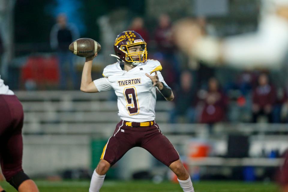 Will Eric Rueb pick Ben Troia and the Tiverton football team to win Friday and earn their spot in the D-IV playoffs?