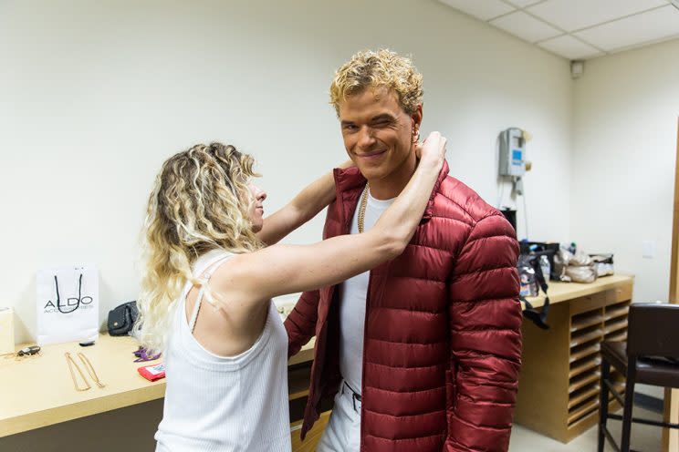 Kellan Lutz definitely had fun playing Mr. Clean. (Photo: Roman Cho/AP Images for Mr. Clean)