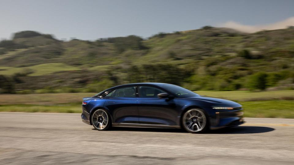 2024 lucid air