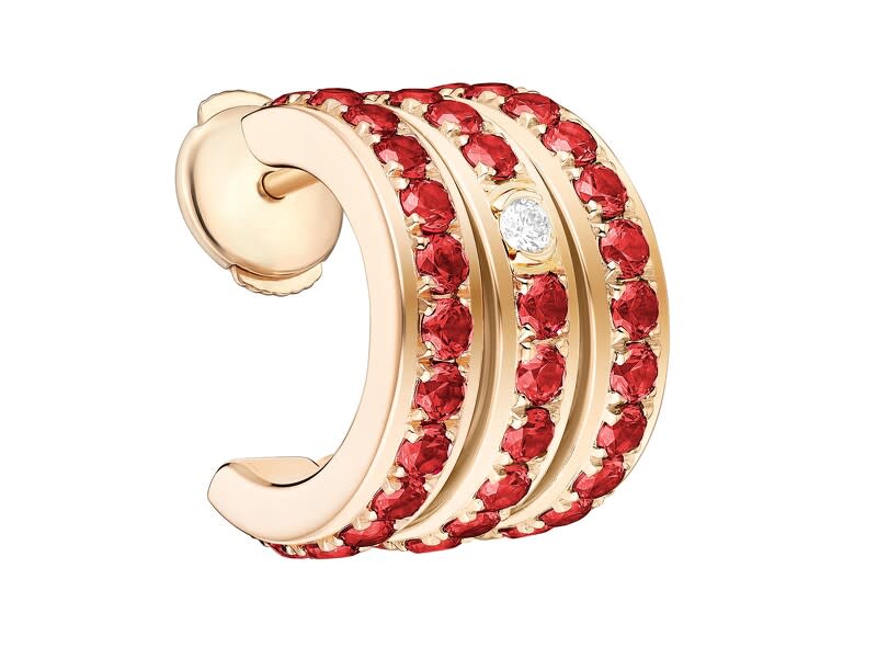 PIAGET Possession系列18K玫瑰金紅寶石鑽石三圈耳環，建議售價NT$174,000