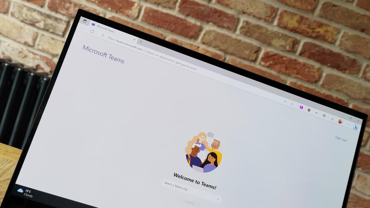  Microsoft Teams web client on Edge. 