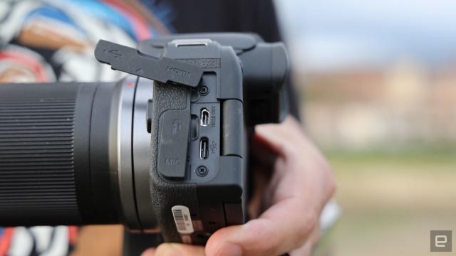 Canon R10 review: 4K and fast shooting speeds for under $1,000