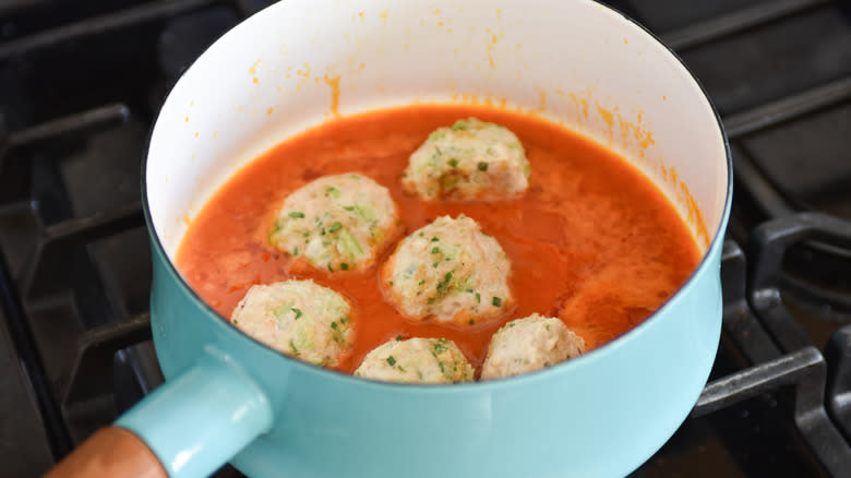 meatballs in buffalo sauce