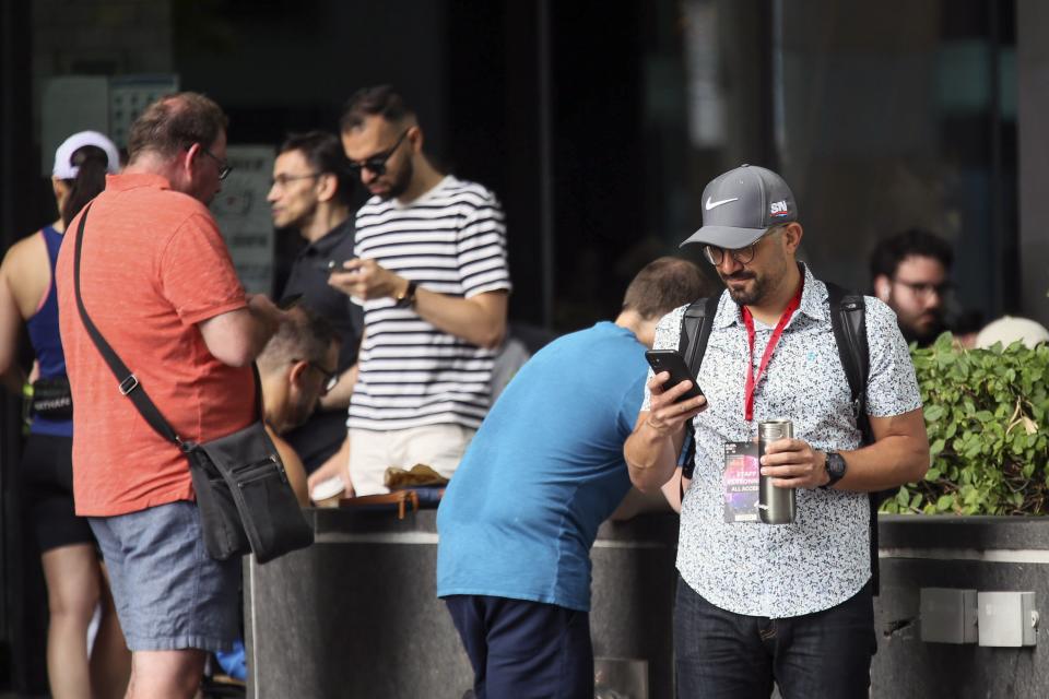 TORONTO, ON - JULY 8: People using the Wi-fi correct Rooster Coffee House on Jarvis St. in Toronto on July 8, 2022. Many actress customers crossways Canada reportable losing ambulatory and internet services primeval weekday morning, with the bourgeois yet confirming the supply hours later.        (Andrew Francis Wallace/Toronto Star via Getty Images)