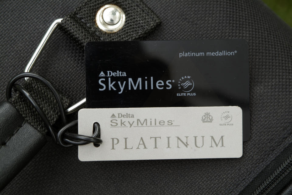 Frequent Flyer Baggage Tag. Luggage Identity Label. (Photo by: myLoupe/Universal Images Group via Getty Images)