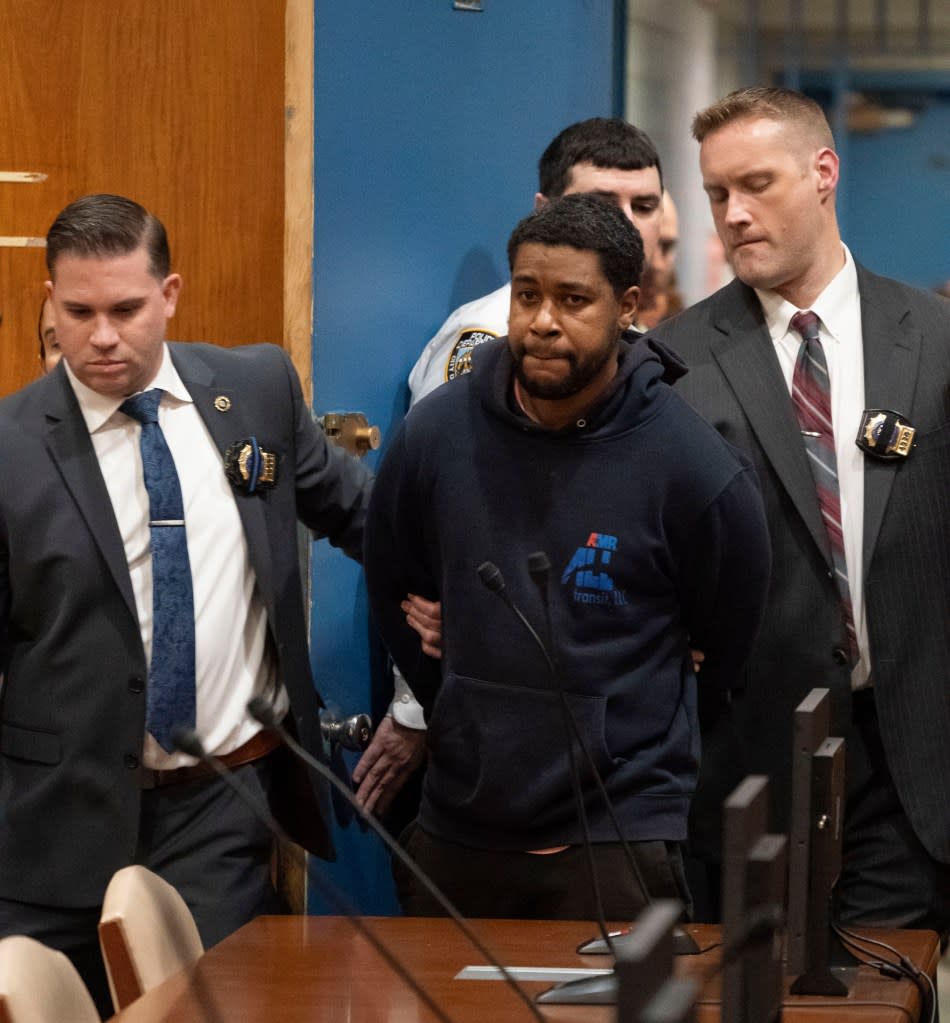 Lindy Jones and Guy Rivera are charged in connection with the March shooting death of NYPD Officer Jonathan Diller in Far Rockaway. Richard Harbus/Pool