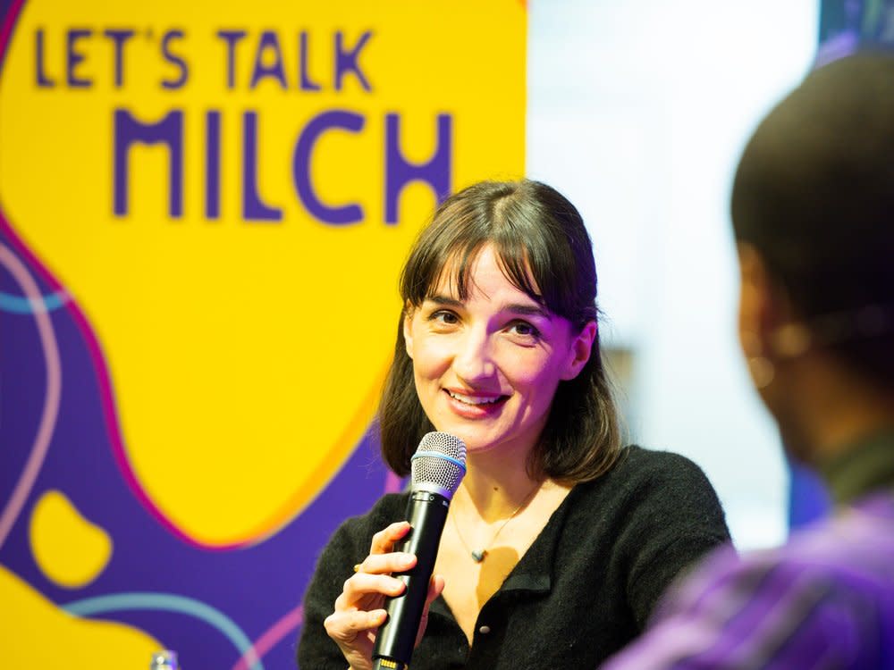 Eva-Maria Endres beim Bühnen-Talk auf der Internationalen Grünen Woche in Berlin. (Bild: Gero Breloer/Initiative Milch)