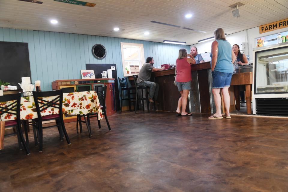 Jolly Rogers BBQ is now open in Pacolet.