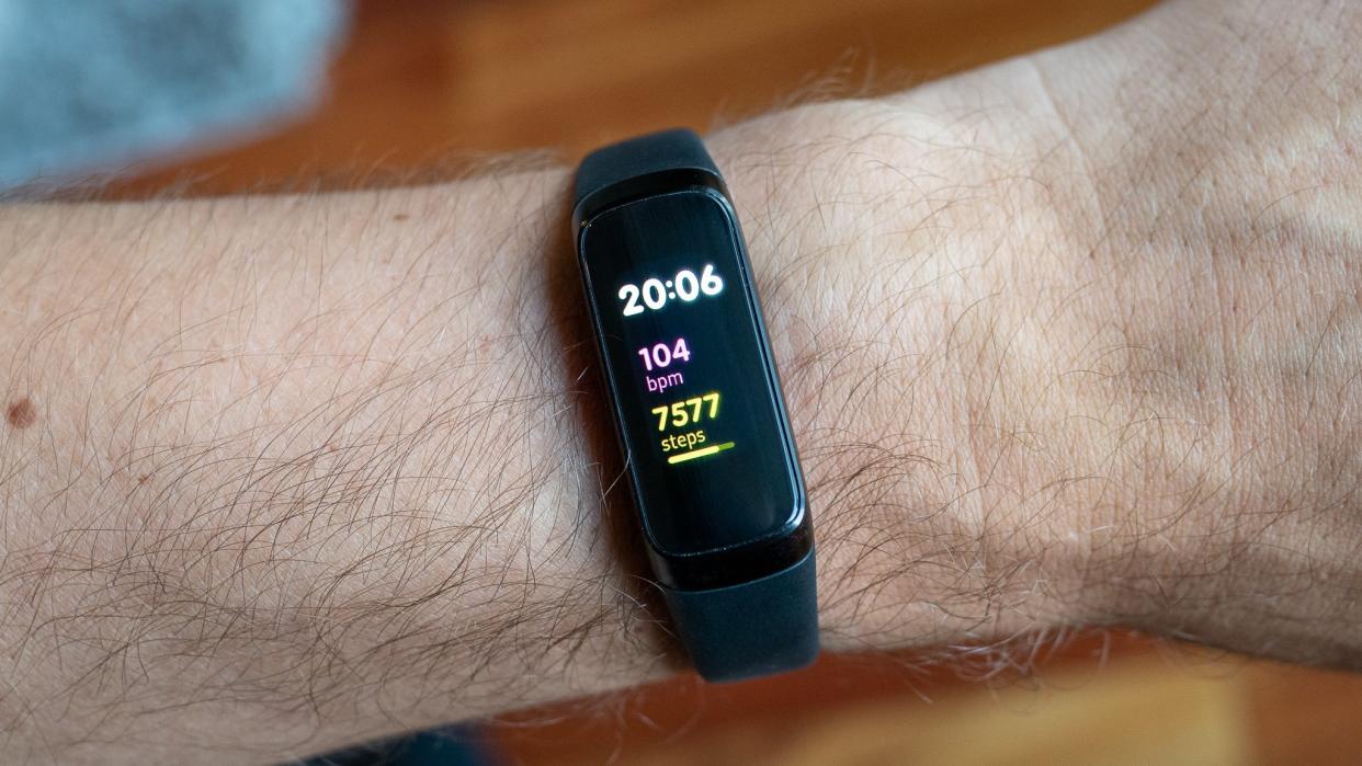  Samsung Galaxy Fit 2. 