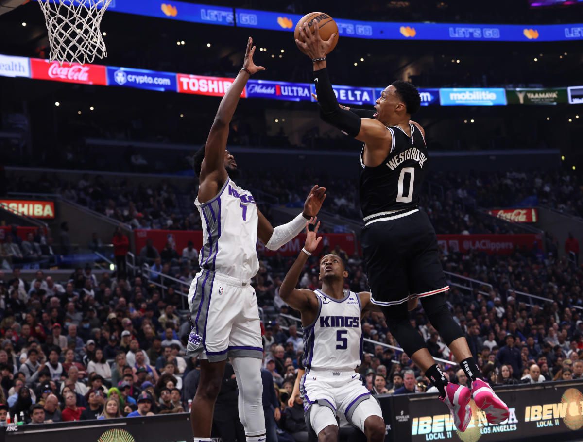 #Clippers and Kings combine for 2nd-highest scoring game in NBA history in Russell Westbrook’s debut [Video]