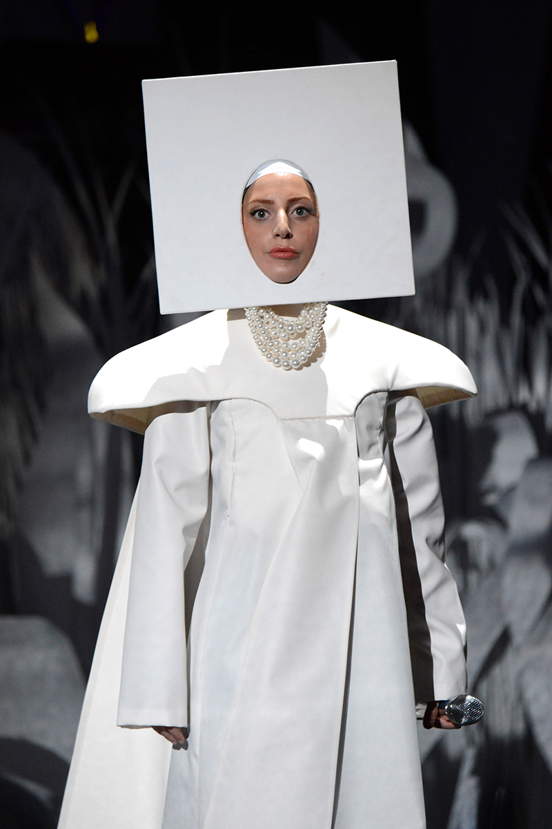 lady gaga nun outfit 2013 vmas