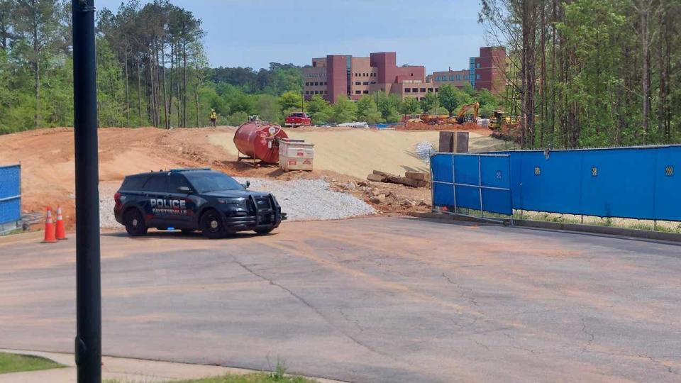 <div>Fayetteville Police and Fire are investigating fires at a construction site near Piedmont Fayette Hospital.</div>