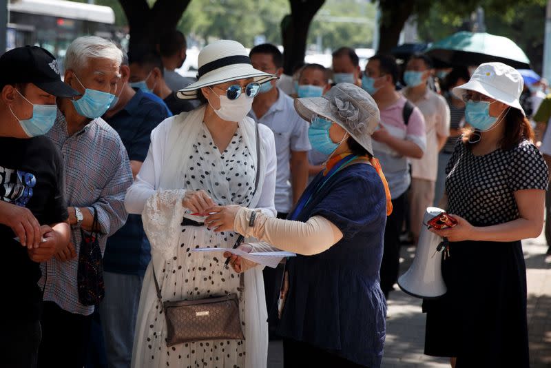 Outbreak of the coronavirus disease (COVID-19) in Beijing