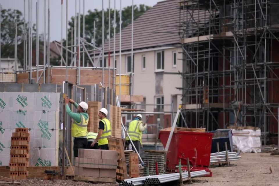 Tom Cuppello, director of risk at Broadstone, said the housing market's recovery remained "precarious" amid uncertainty over the timing of interest rate cuts.