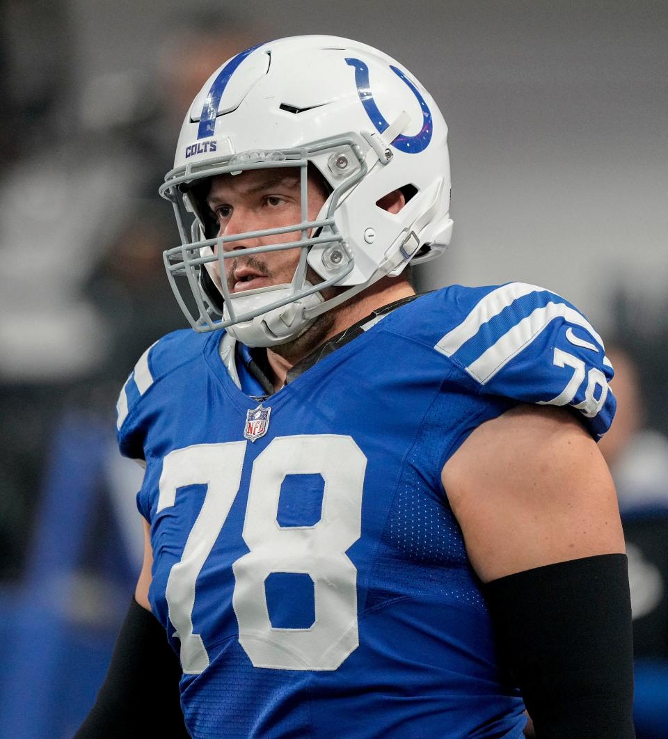 Indianapolis Colts center Ryan Kelly (78) warms up on the field Sunday, Jan. 8, 2023, before a game against the Houston Texans at Lucas Oil Stadium in Indianapolis.