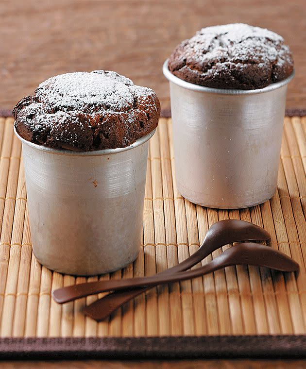 <p>Nutella soufflés</p>