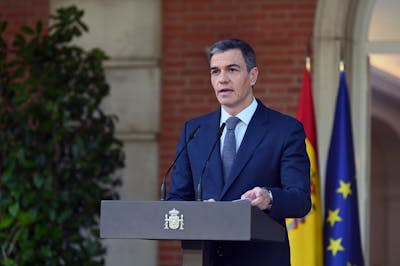 El presidente del Gobierno de España, Pedro Sánchez, durante la declaración institucional sobre el reconocimiento del Estado de Palestina. La Moncloa, Madrid, 28.5.2024. <a href="https://www.lamoncloa.gob.es/multimedia/galeriasfotograficas/presidente/Paginas/2024/280524-sanchez-declaracion-estado-palestina.aspx" rel="nofollow noopener" target="_blank" data-ylk="slk:Pool Moncloa/Borja Puig de la Bellacasa;elm:context_link;itc:0;sec:content-canvas" class="link ">Pool Moncloa/Borja Puig de la Bellacasa</a>