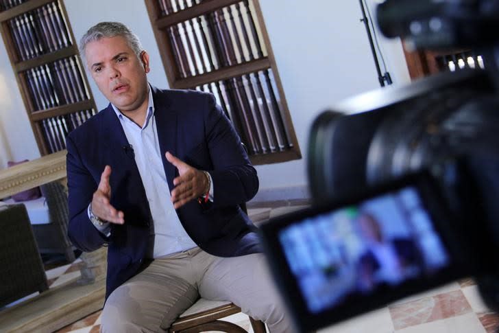 Foto del miércoles del presidente de Colombia, Ivan Duque, hablando durante una entrevista con Reuters en Cartagena
