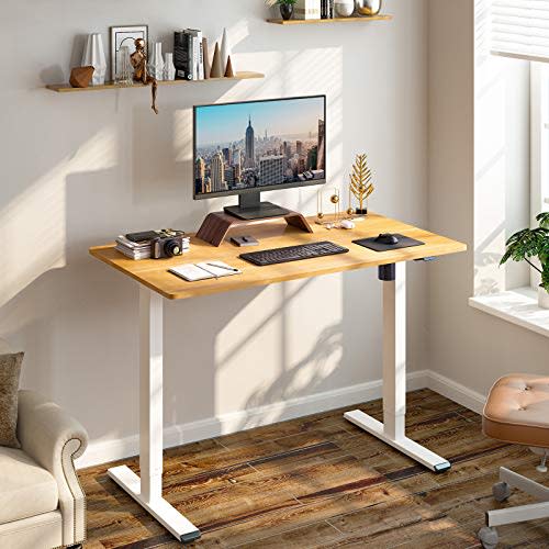 Essential Standing Desk