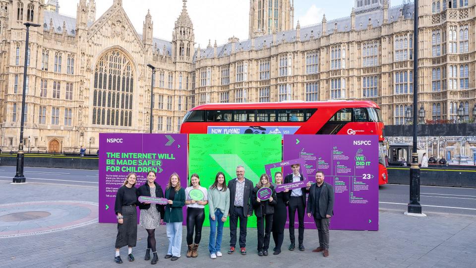 The NSPCC Young People's Board for Change outside Parliament with NSPCC Chief Executive Sir Peter Wanless