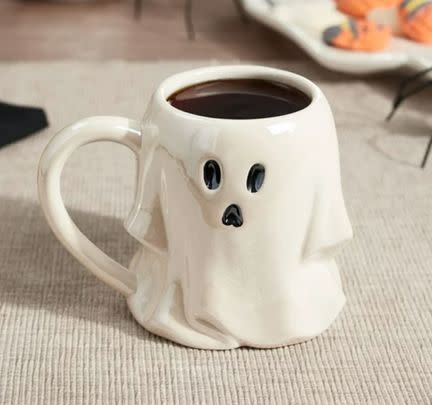 An adorable and affordable ghost mug