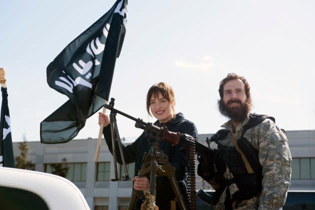 You Think I'm In ISIS?” Dakota Johnson Pokes Fun At Previous 'SNL'  Controversy