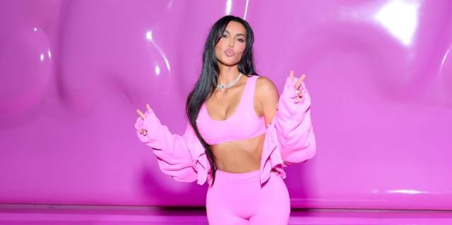 Kim Kardashian Poses in SKIMS ' Cozy Knitwear Collection  Loungewear  outfits, Lounge wear, Kim kardashian outfits