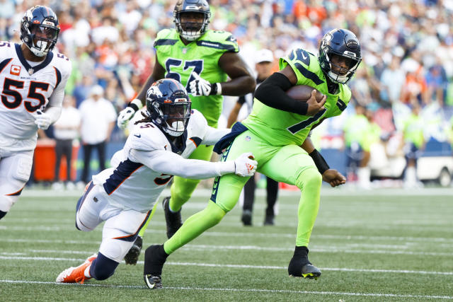 WATCH: Highlights from Seahawks MNF win over Russell Wilson and