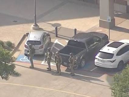 Heavily-armed law enforcement respond to shooting at Texas mall (NBC Dallas)