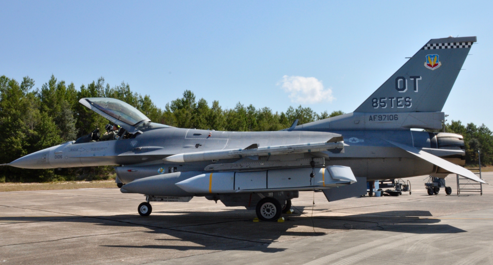 A USAF F-16C carrying a JASSM-ER during a test flight. (U.S. Air Force Photo by 1st Lt Savanah Bray)