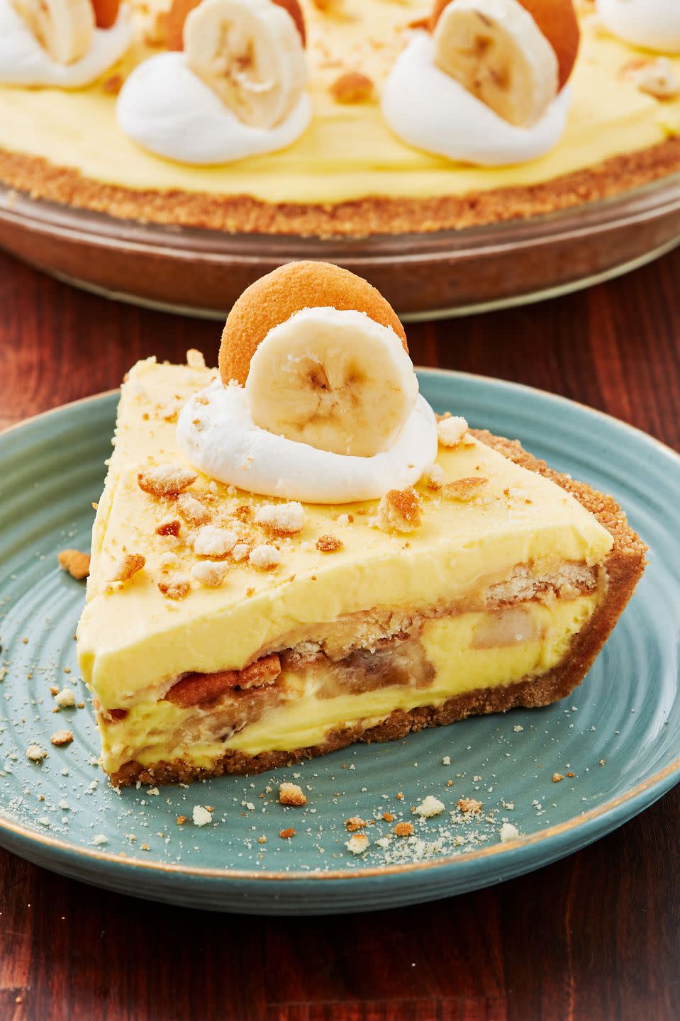 <p>When two of your favorite desserts become one.</p><p>Get the recipe from <a href="https://www.delish.com/cooking/recipe-ideas/recipes/a52780/banana-pudding-cheesecake-recipe/" rel="nofollow noopener" target="_blank" data-ylk="slk:Delish;elm:context_link;itc:0;sec:content-canvas" class="link ">Delish</a>.</p>