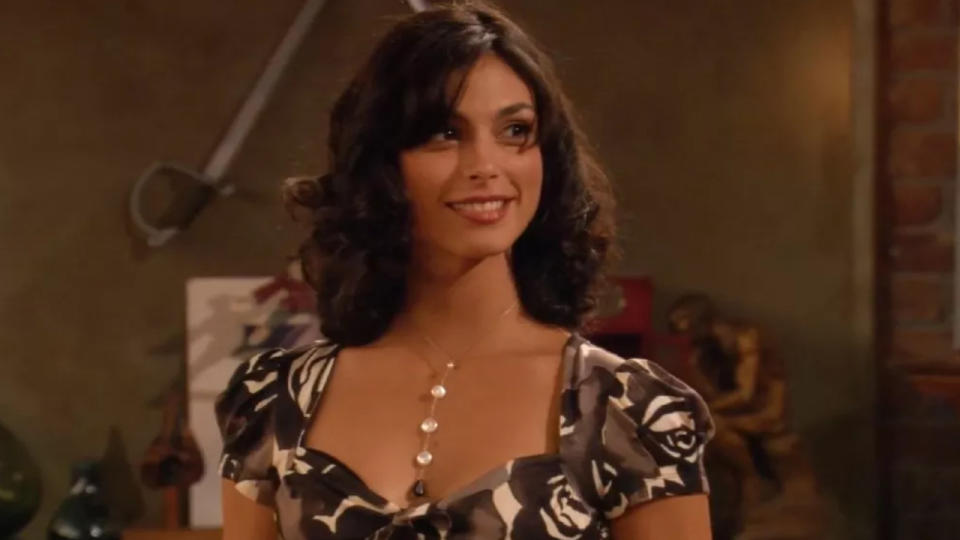 Morena Baccarin (Chloe)