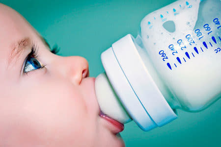 Bottle feeding tips for your baby