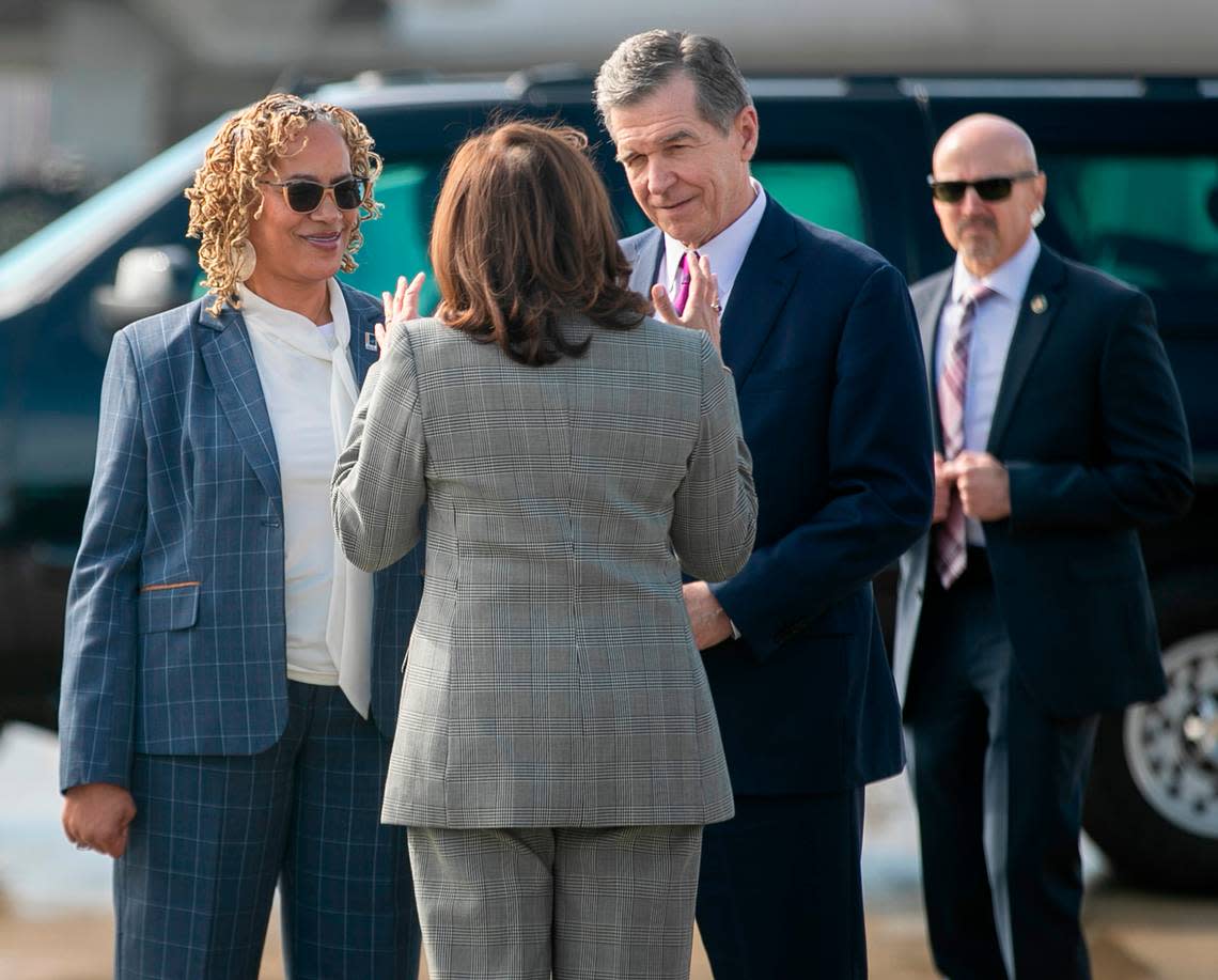 Vice President Kamala Harris talks with North Carolina Governor Roy Cooper and Durham Mayor Elaine O’Neal upon her arrival on Monday, January 30, 2023 at RDU International Airport in Morrisville, N.C.