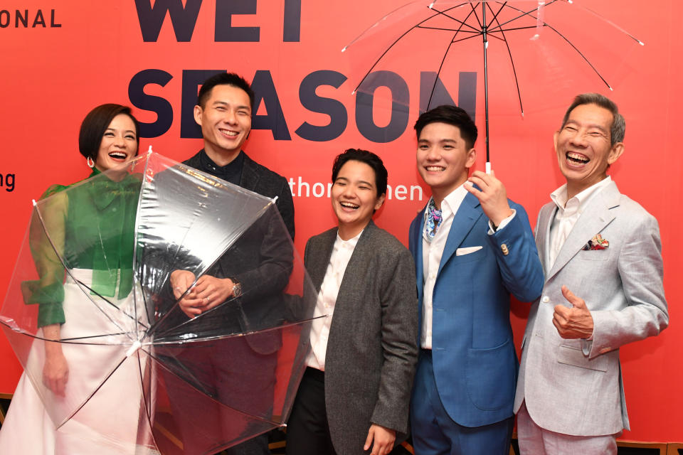 SINGAPORE, Nov. 21, 2019 -- Director Anthony Chen 2nd L of the film Wet Season poses for a group photo with producer Tan Si En C, actress Yeo Yann Yann 1st L, actors Yang Shi Bin 1st R and Koh Jia Ler during the opening ceremony of the 30th Singapore International Film Festival (SGIFF) at the Capitol Theatre in Singapore, Nov. 21, 2019. The 30th SGIFF kicked off here Thursday night at the Capitol Theatre with the Singapore premiere of the film Wet Season, marking a bountiful line-up of events ahead. (Photo by Then Chih Wey/Xinhua via Getty) (Xinhua/xinjiapo via Getty Images)