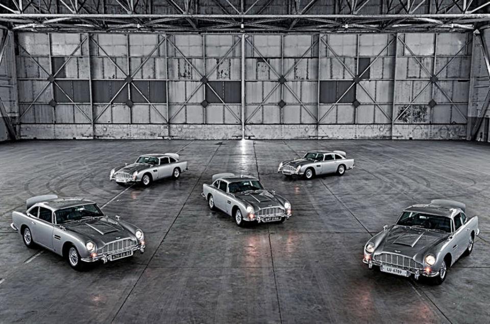 007金手指電影限量複刻ASTON MARTIN DB5老車首批5台車打造完成正