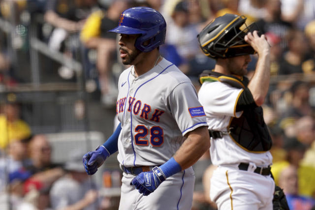 Mark Canha hits tiebreaking double in seventh, Mets beat Pirates to snap  seven-game losing streak - The Boston Globe