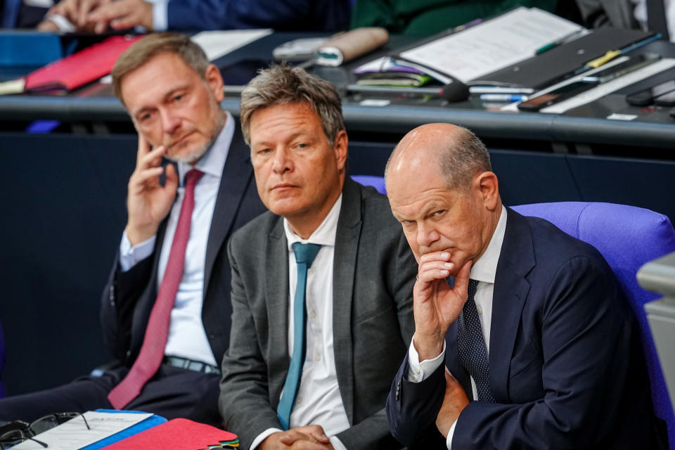 Christian Lindner, Robert Habeck und Olaf Scholz (Bild: Kay Nietfeld/dpa)