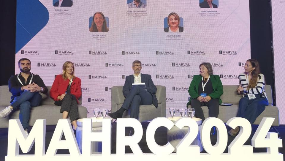 Panel de Compensaciones y beneficios durante MAHRC2024