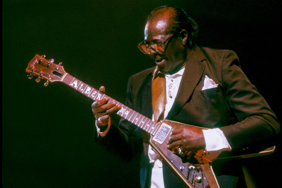 Albert King performs onstage at the Beacon Theater in New York City on November 10, 1989