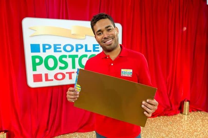 People’s Postcode Lottery ambassador Danyl Johnson reveals a genuine prize.