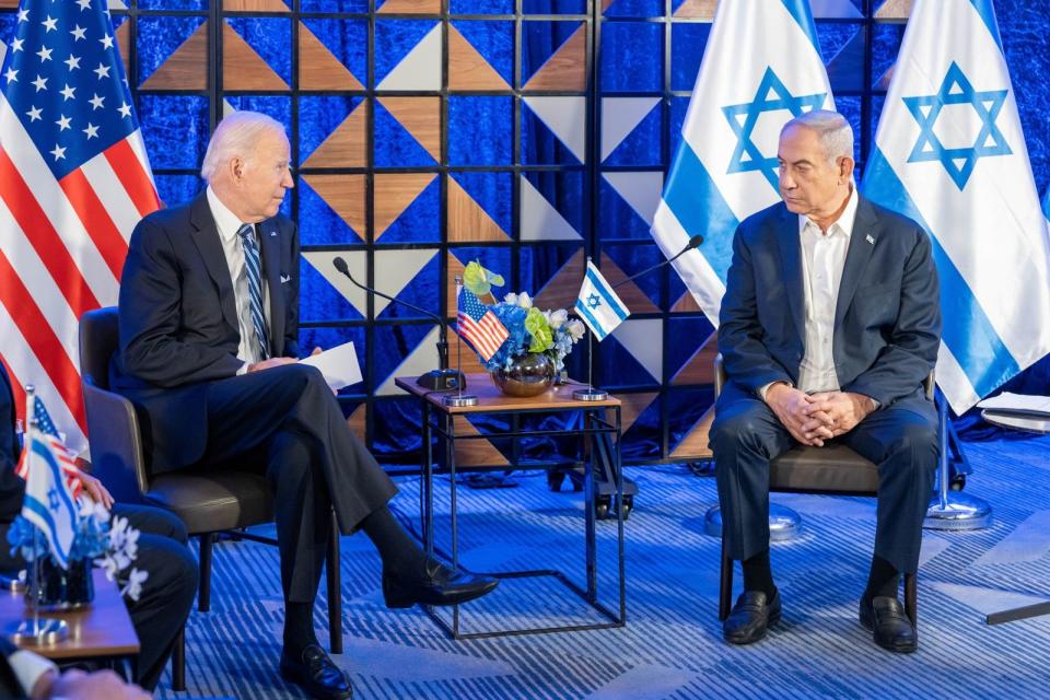 美國總統拜登與以色列總理納坦雅胡於週一進行通話。（翻攝自臉書＠The White House）