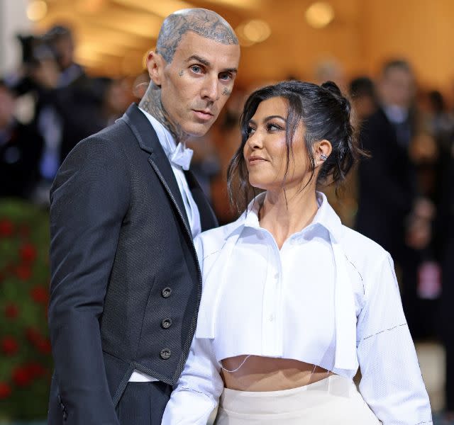 NEW YORK, NEW YORK – MAY 02: (L-R) Travis Barker and Kourtney Kardashian attend The 2022 Met Gala Celebrating “In America: An Anthology of Fashion” at The Metropolitan Museum of Art on May 02, 2022 in New York City. (Photo by Dimitrios Kambouris/Getty Images for The Met Museum/Vogue)